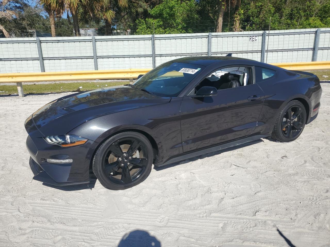 FORD MUSTANG 2022