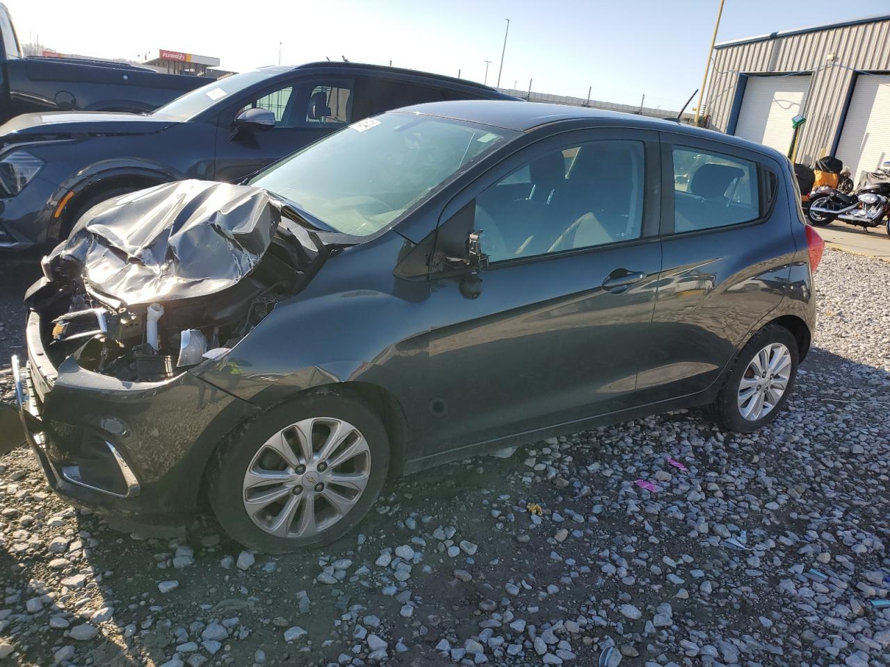 CHEVROLET SPARK 1LT 2017