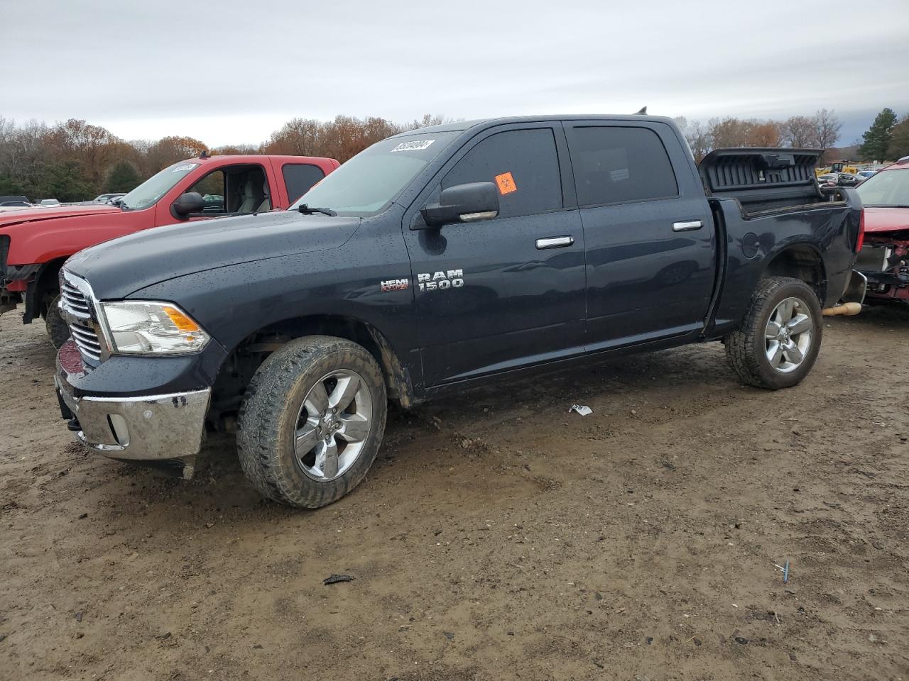RAM 1500 SLT 2017