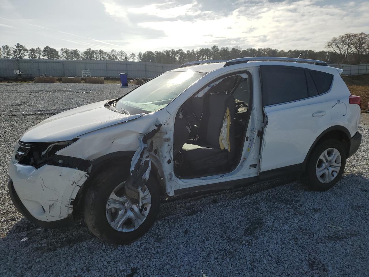 TOYOTA RAV4 LE 2015