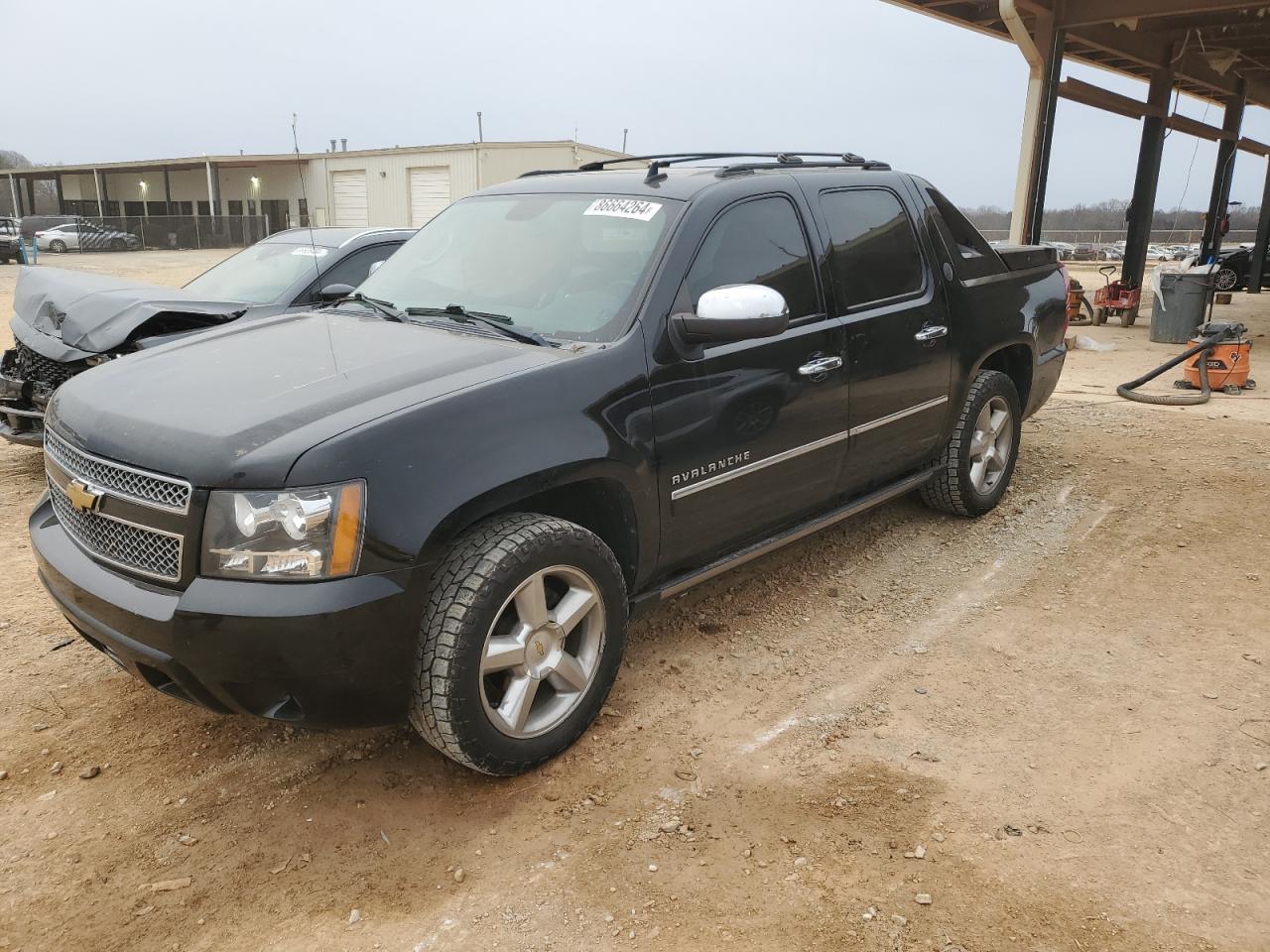 CHEVROLET AVALANCHE 2013