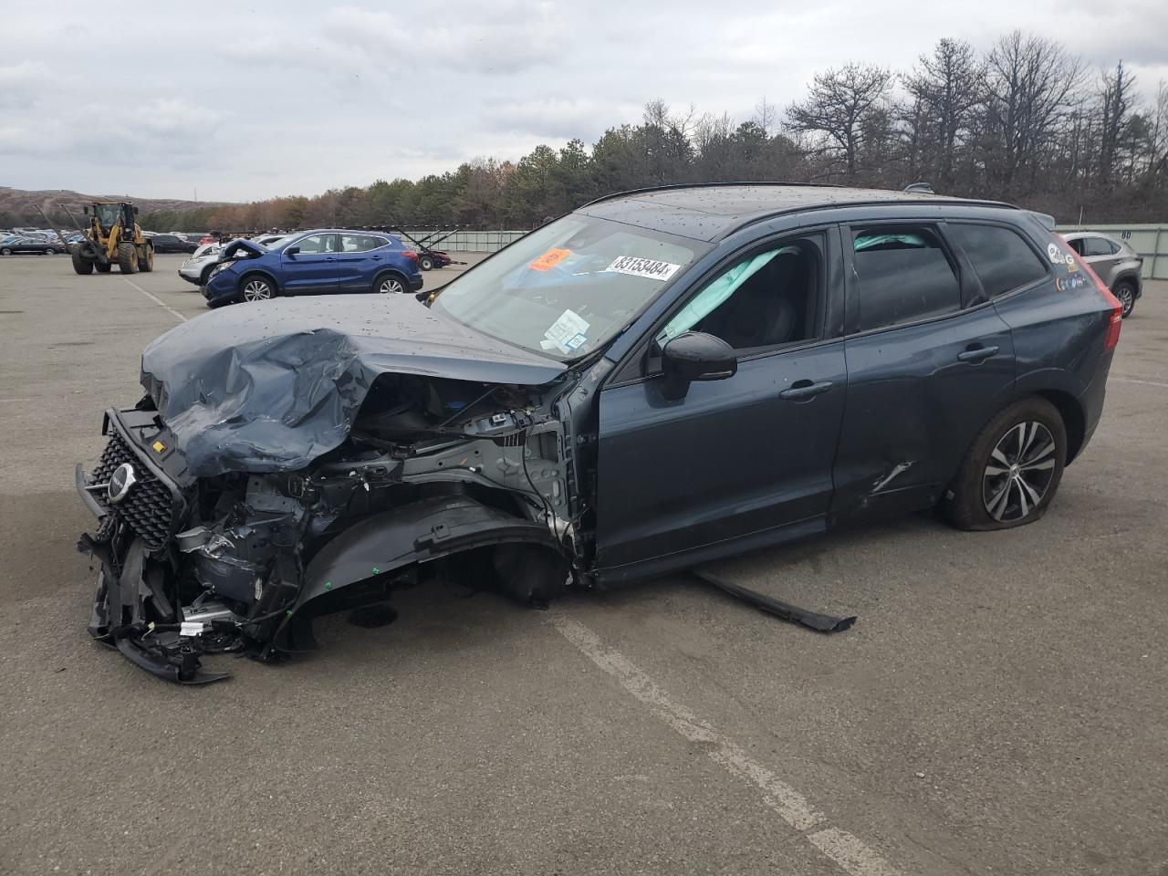 VOLVO XC60 CORE 2025