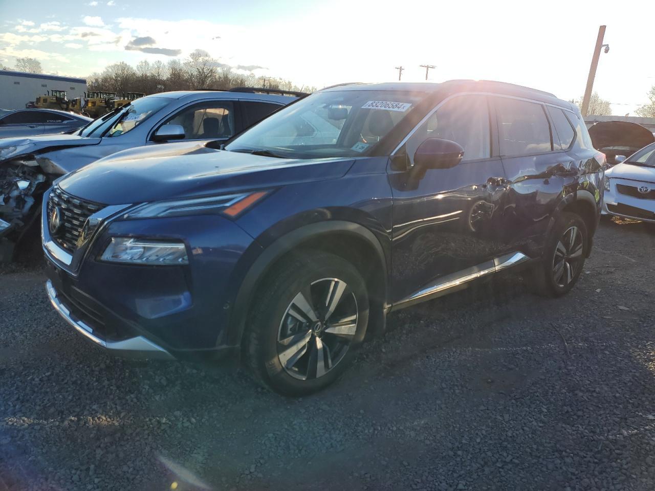 NISSAN ROGUE PLAT 2023