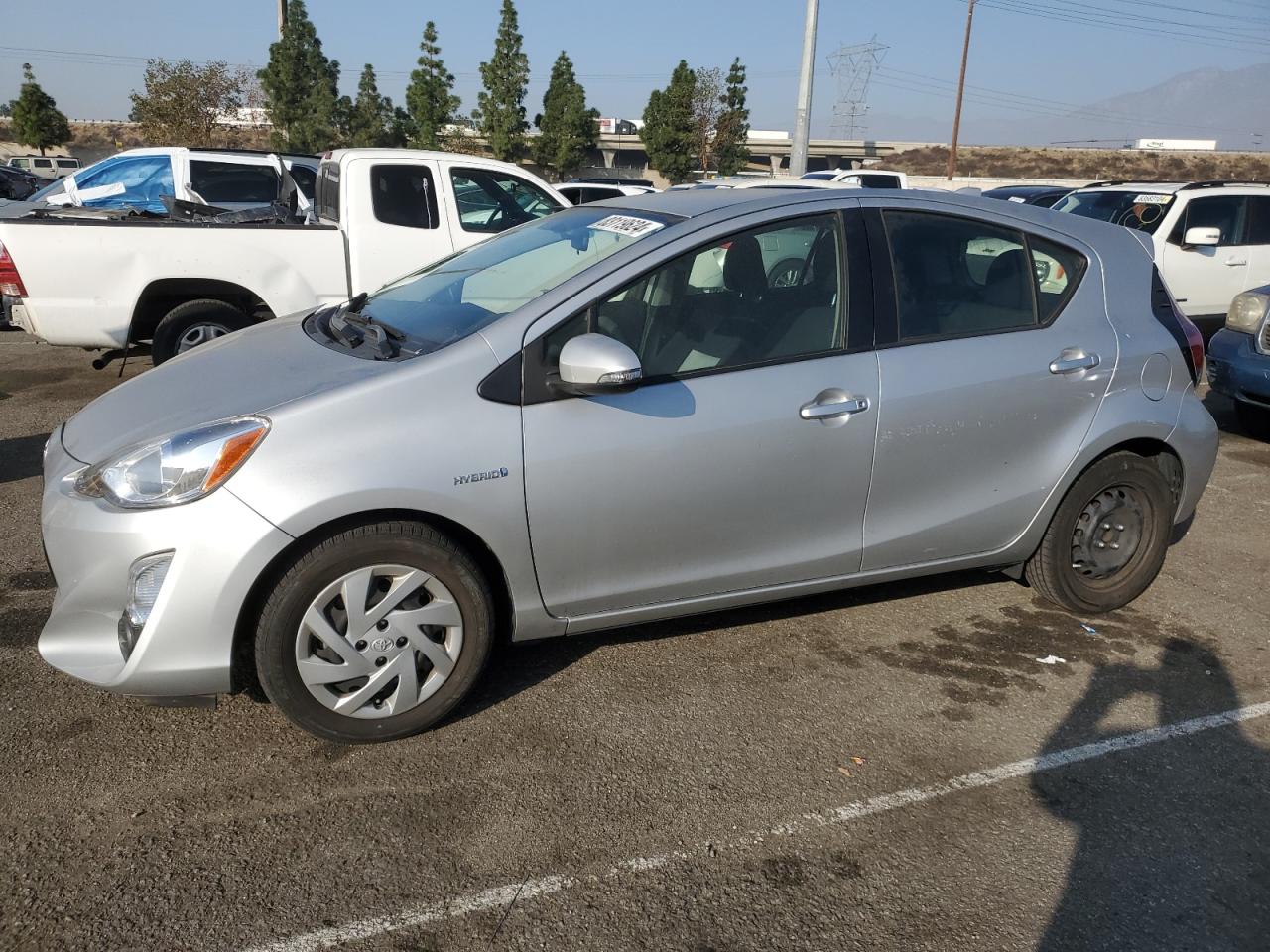 TOYOTA PRIUS C 2015