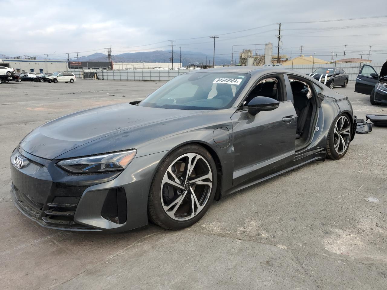 AUDI E-TRON GT 2023