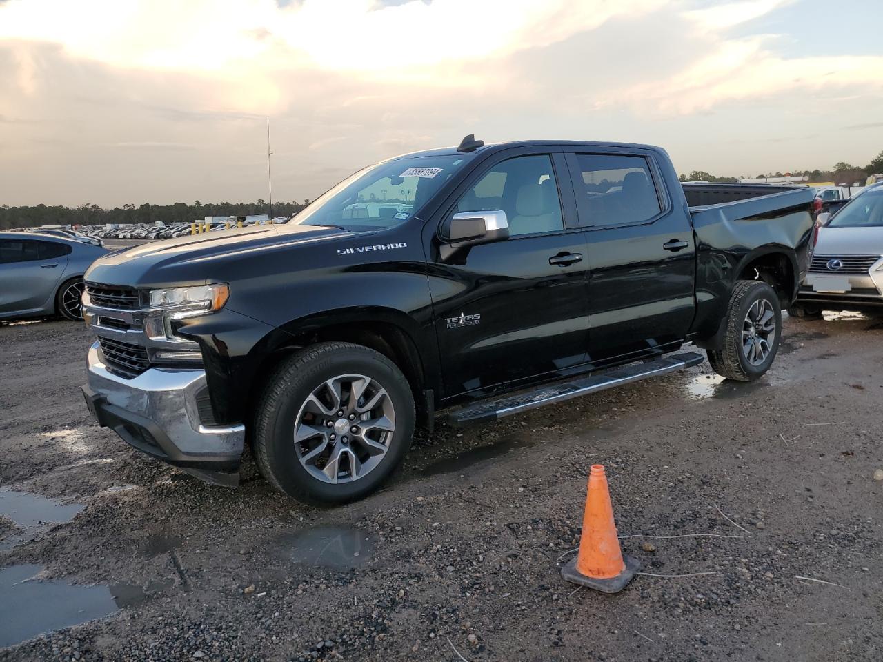 CHEVROLET SILVERADO 2022