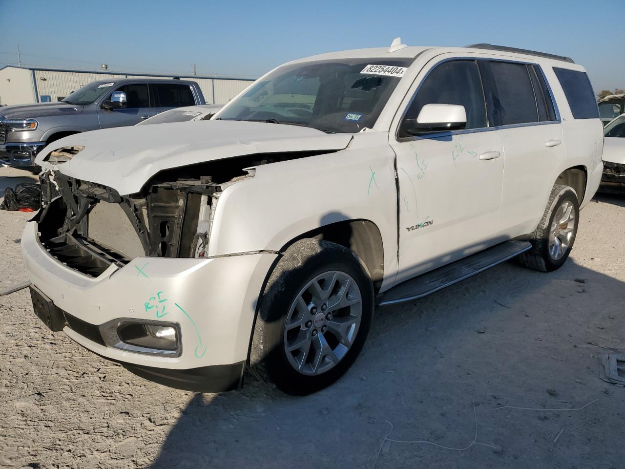 GMC YUKON SLT 2016