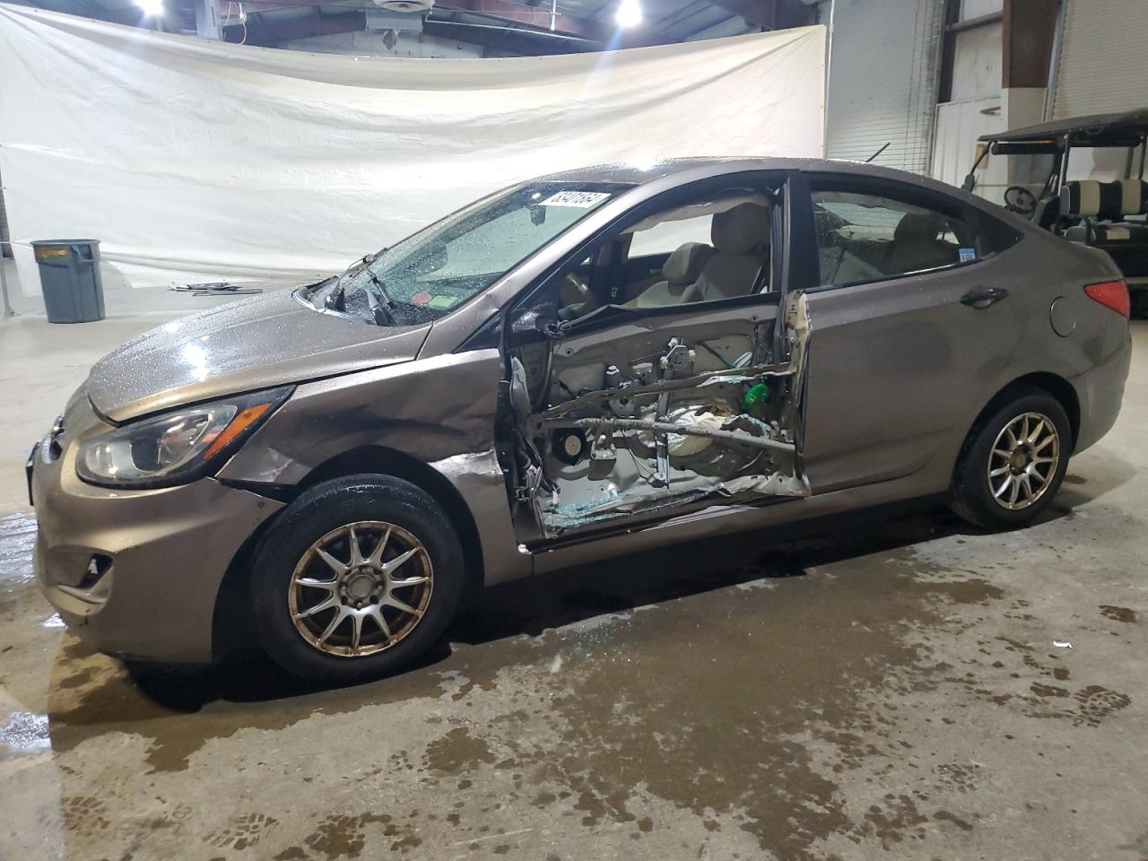 HYUNDAI ACCENT GLS 2012