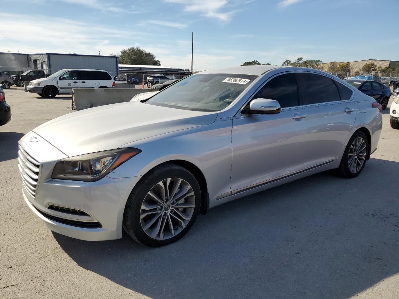 HYUNDAI GENESIS 3. 2015