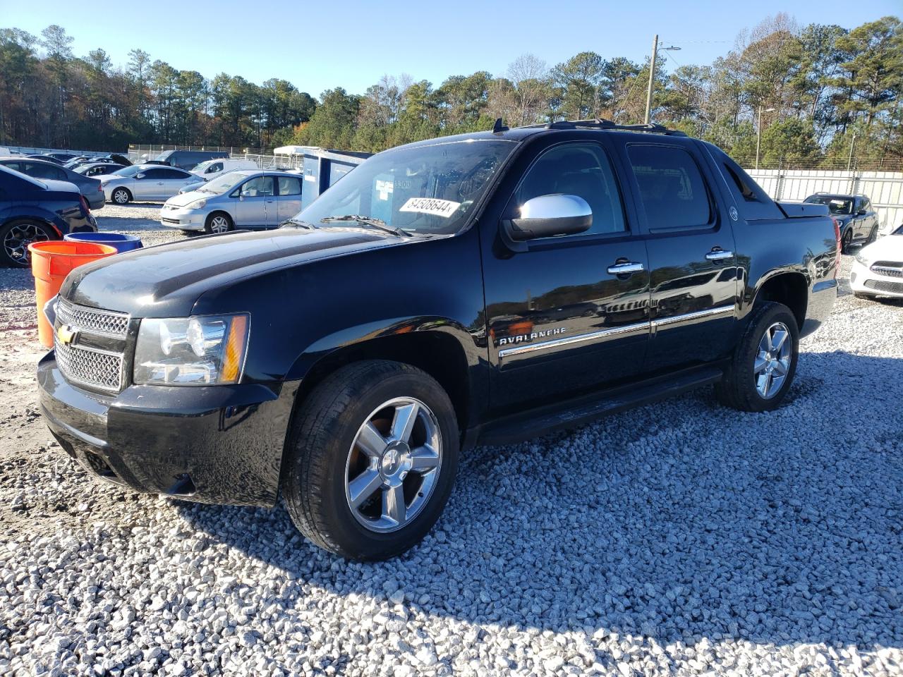 CHEVROLET AVALANCHE 2013