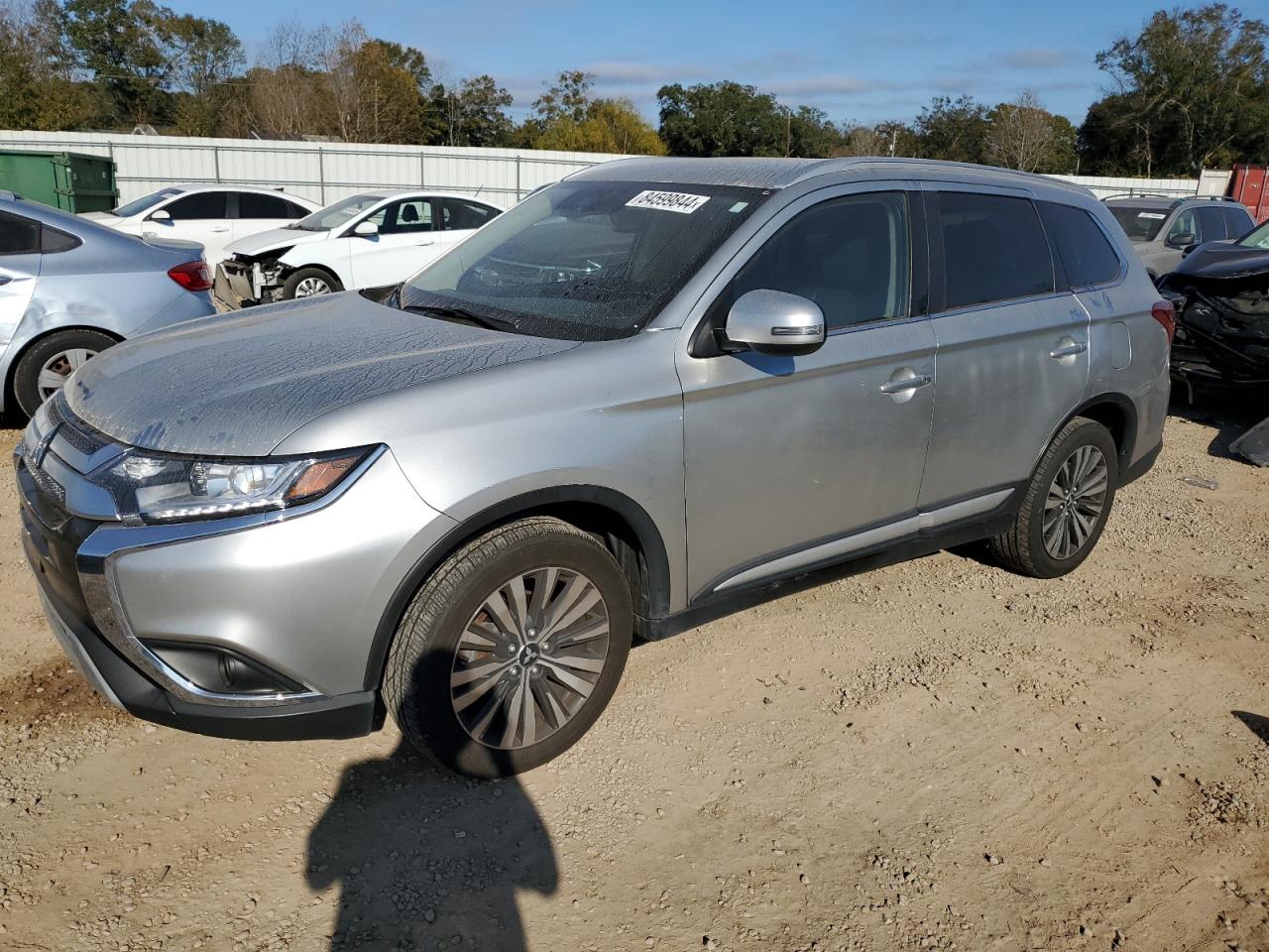MITSUBISHI OUTLANDER 2020