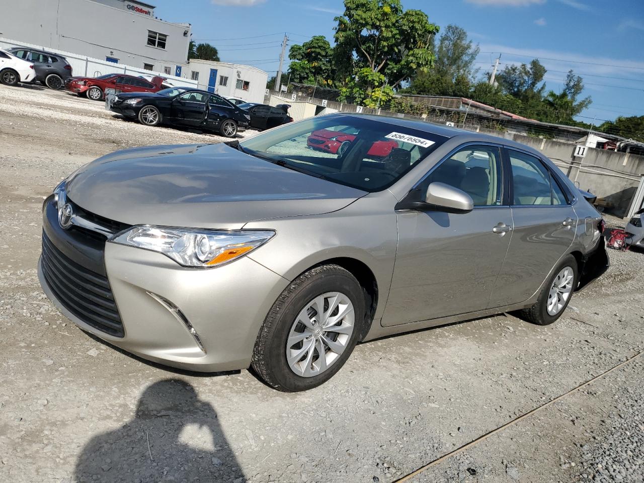 TOYOTA CAMRY LE 2016