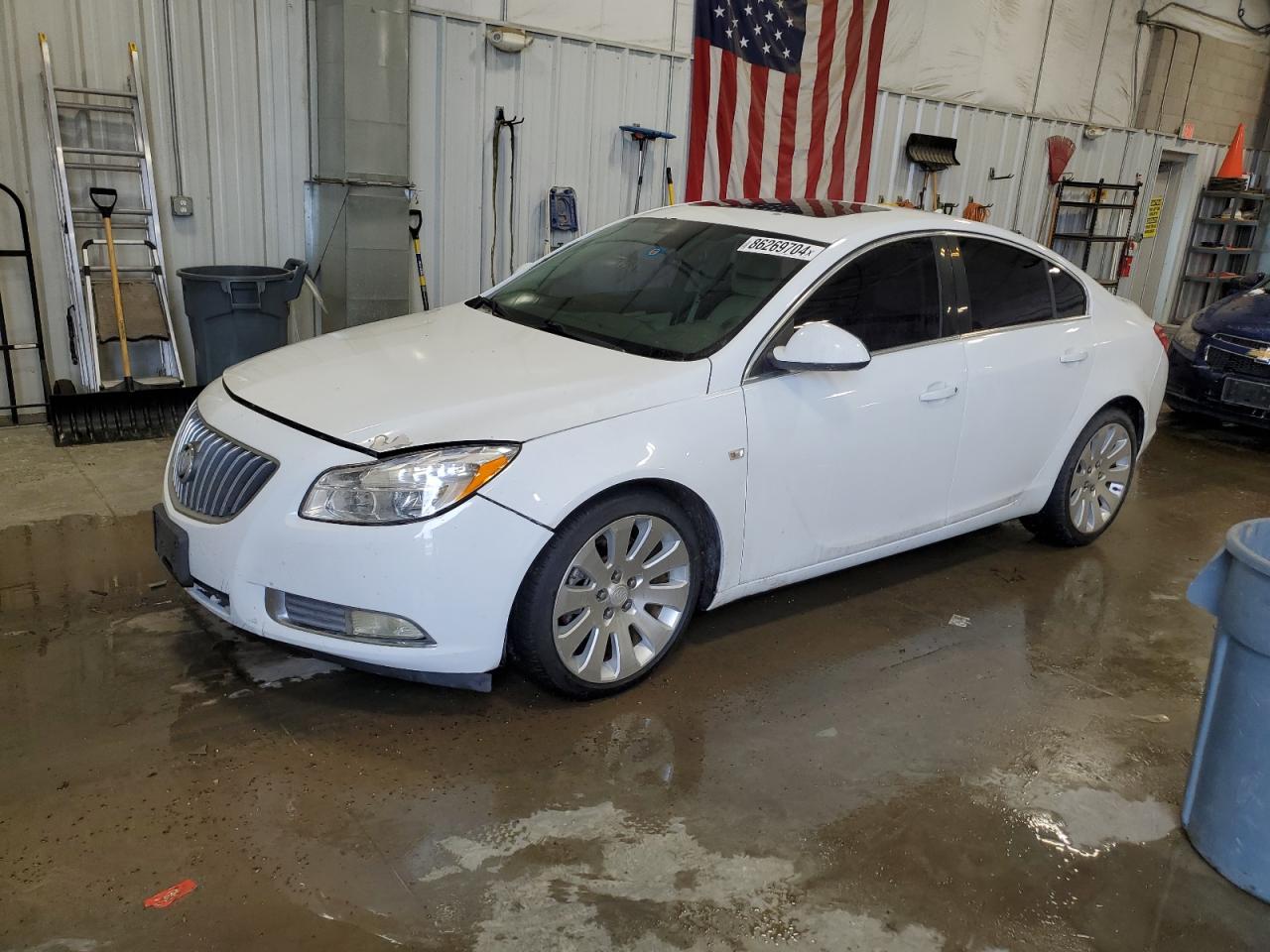 BUICK REGAL CXL 2011