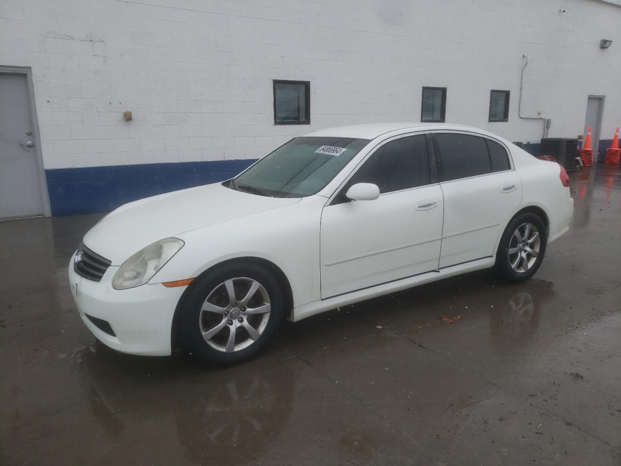 INFINITI G35 2005