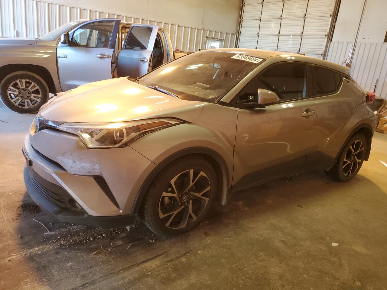TOYOTA C-HR XLE 2018