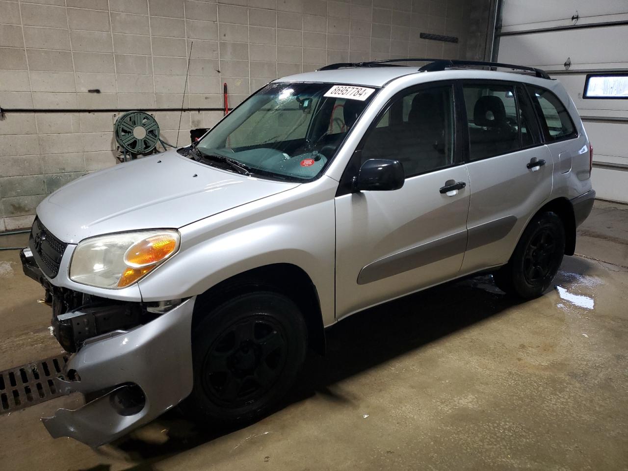 TOYOTA RAV4 2005