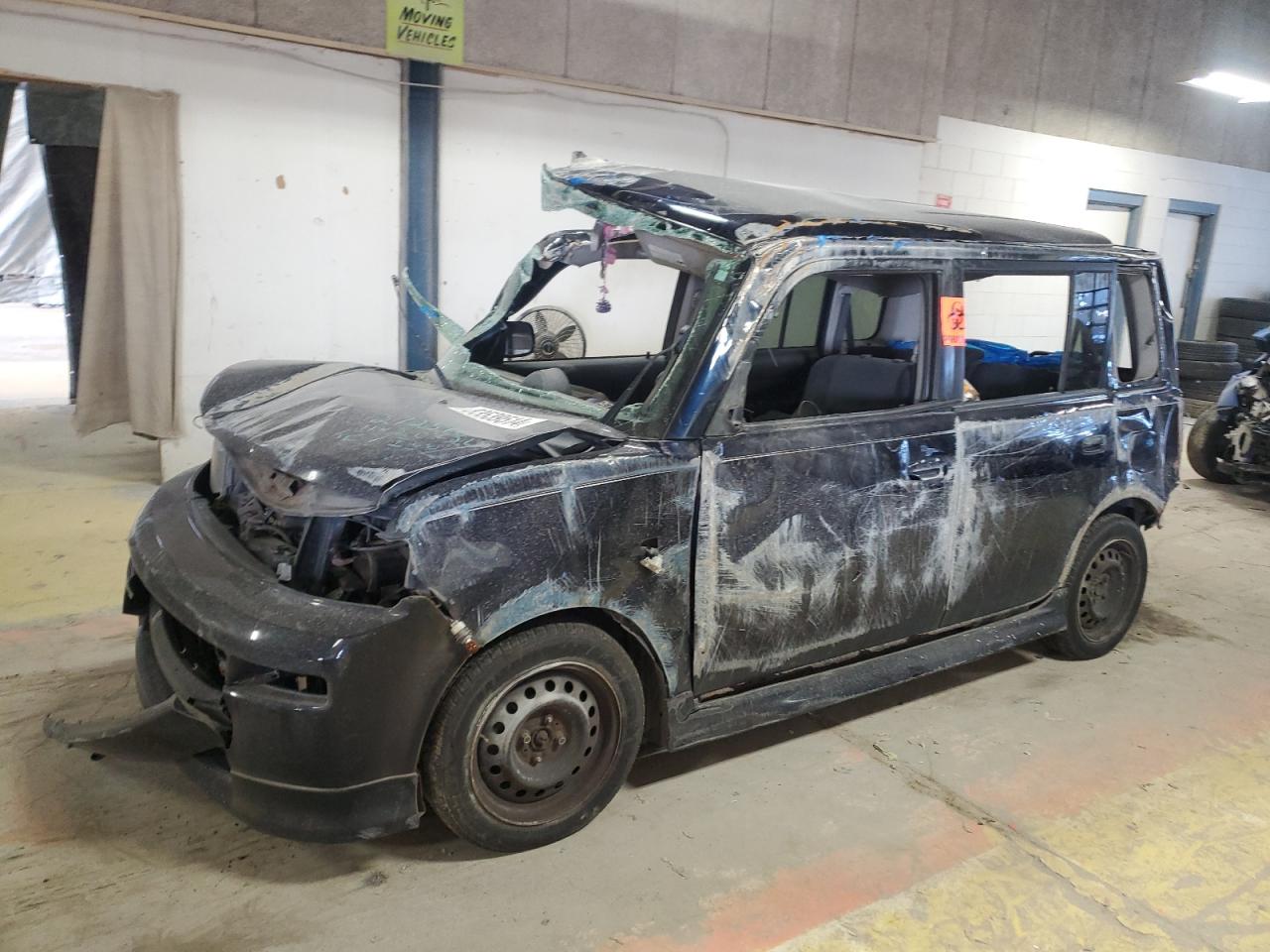 TOYOTA SCION XB 2006