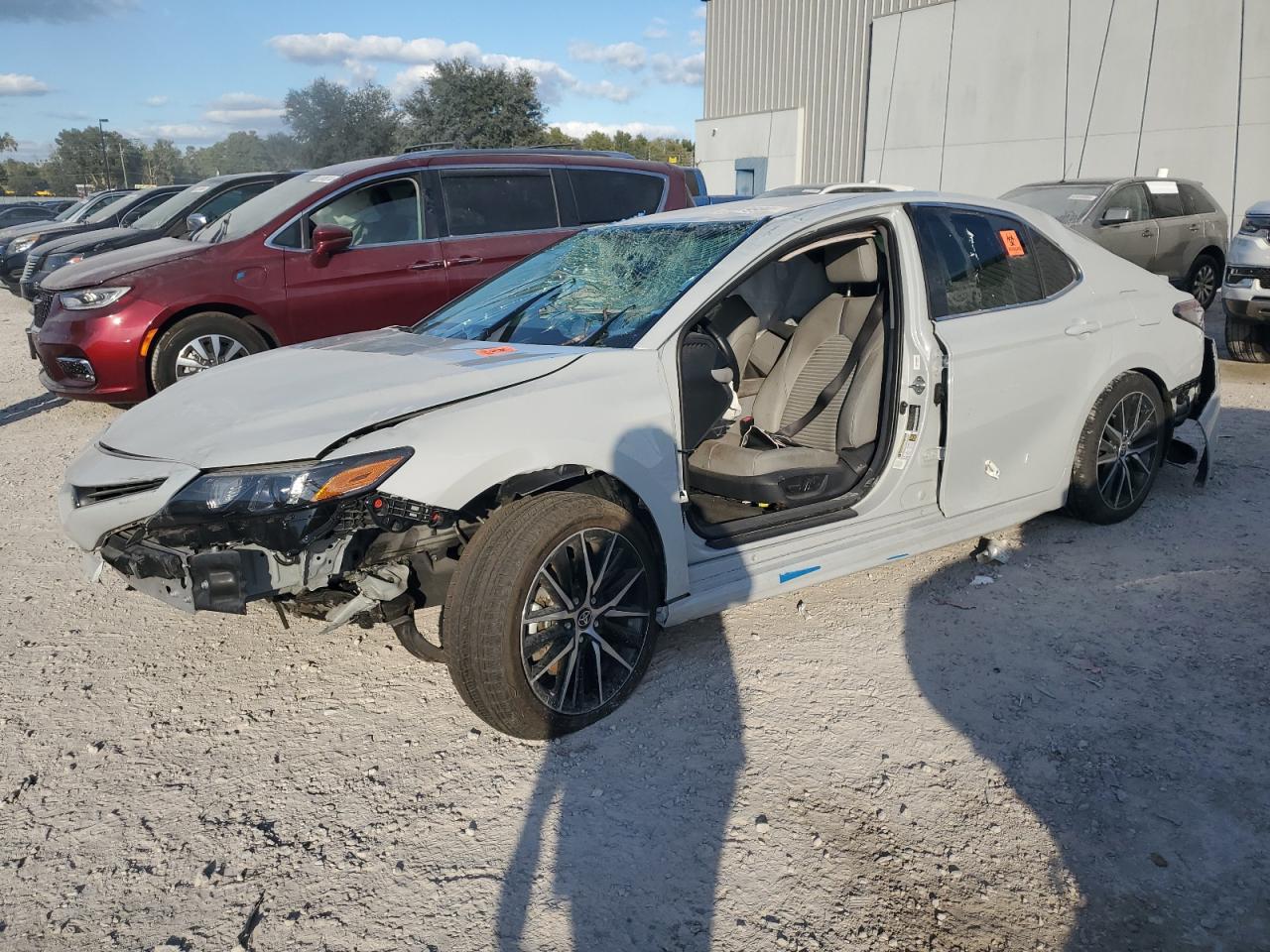 TOYOTA CAMRY SE N 2024