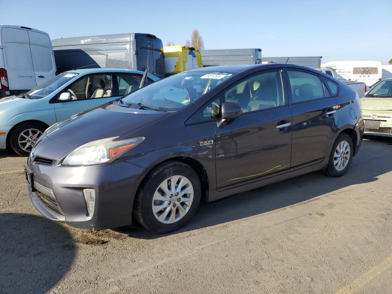 TOYOTA PRIUS PLUG 2013