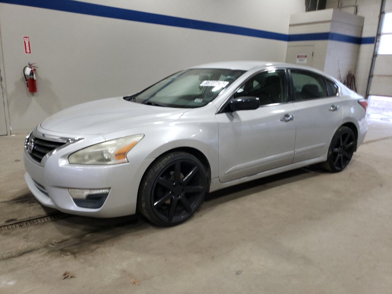 NISSAN ALTIMA 2.5 2015