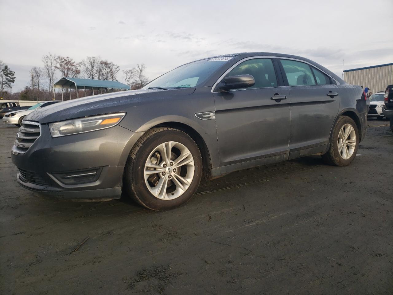 FORD TAURUS SEL 2015