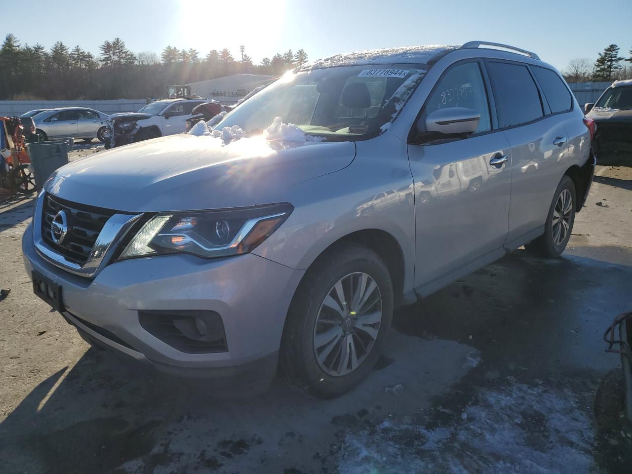 NISSAN PATHFINDER 2019