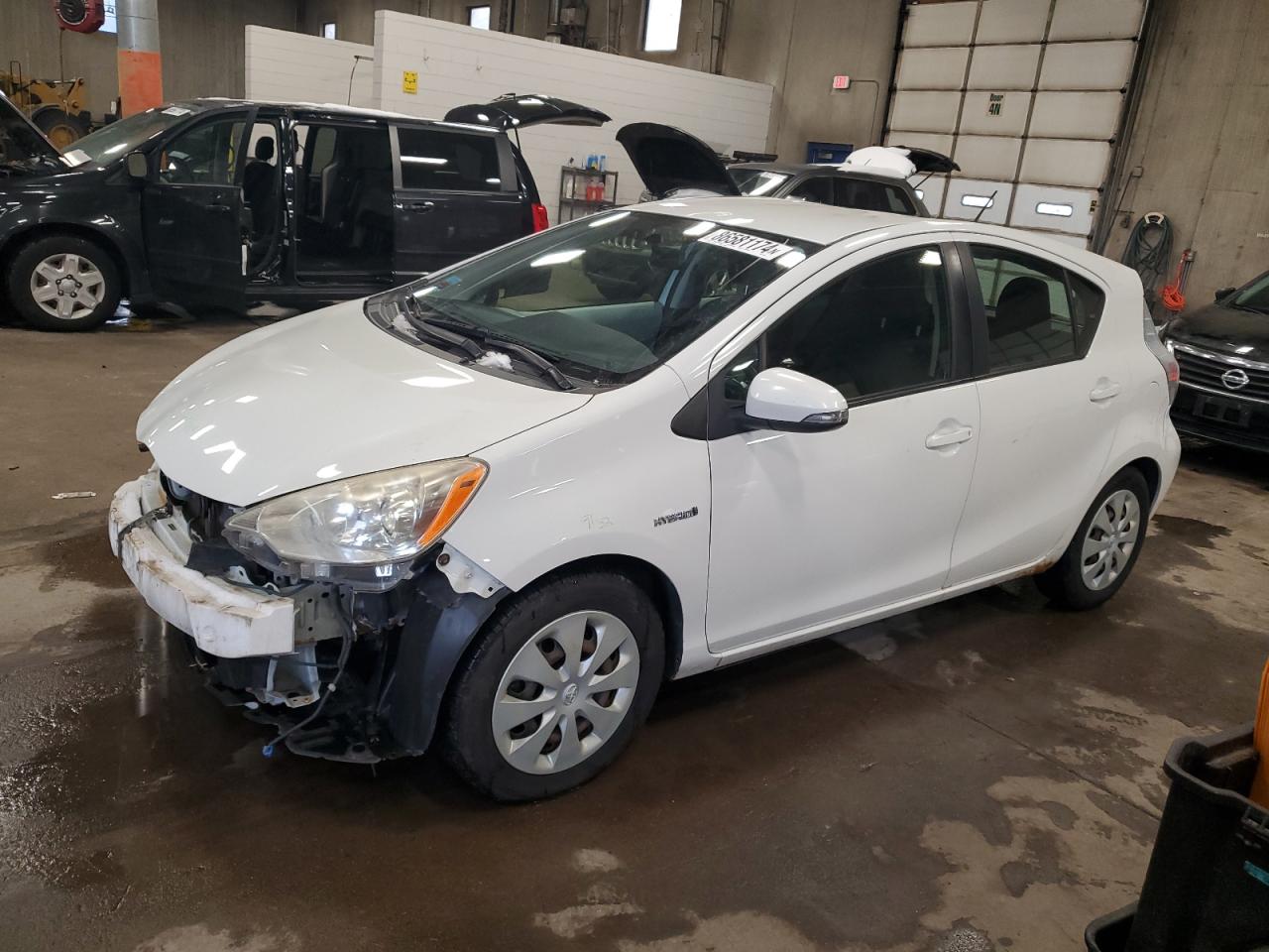 TOYOTA PRIUS C 2012