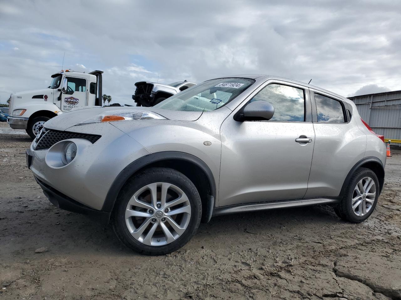 NISSAN JUKE S 2012