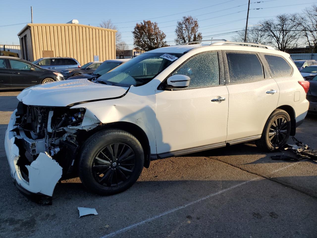 NISSAN PATHFINDER 2018