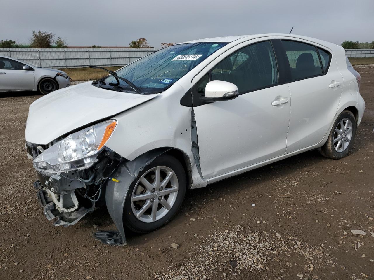 TOYOTA PRIUS C 2012