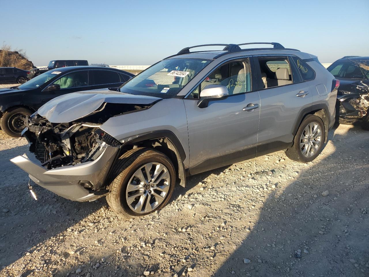 TOYOTA RAV4 XLE P 2024