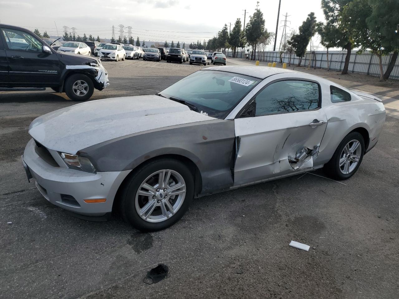 FORD MUSTANG 2010