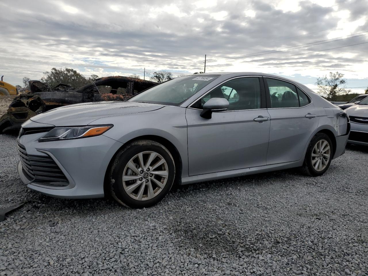 TOYOTA CAMRY LE 2024