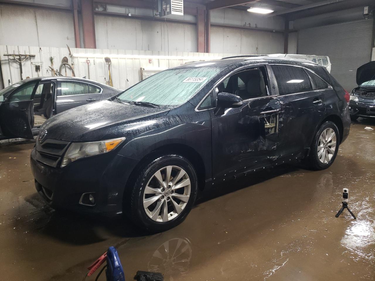 TOYOTA VENZA LE 2013