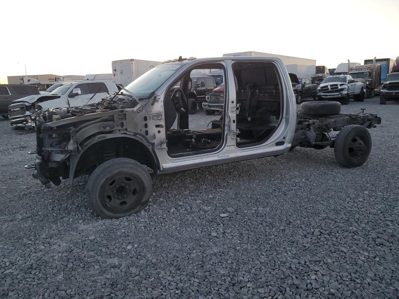 RAM 3500 LARAM 2016