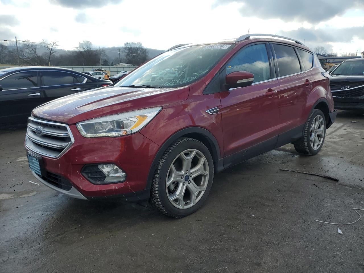 FORD ESCAPE TIT 2017
