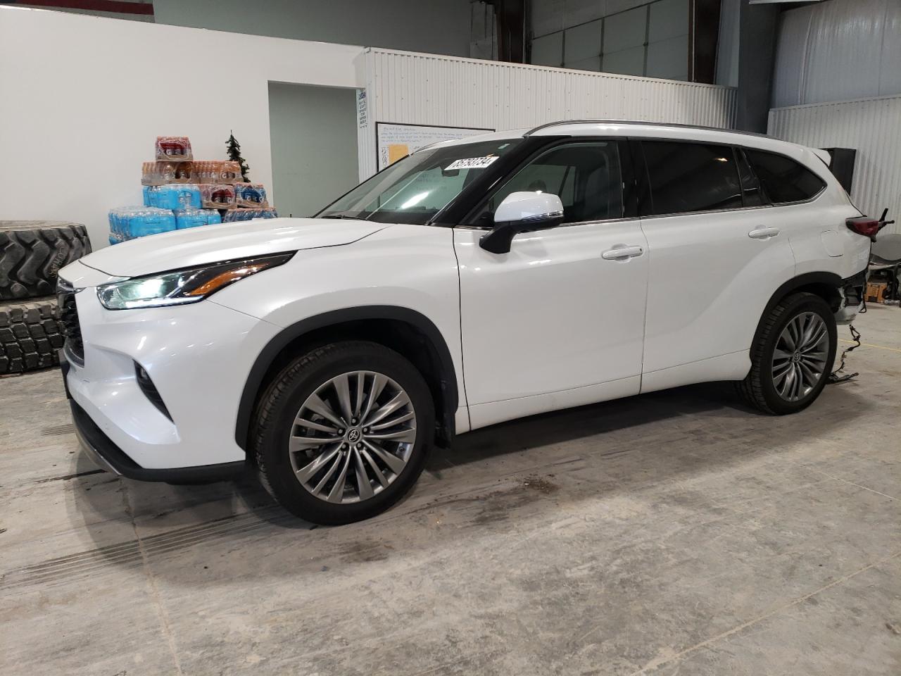 TOYOTA HIGHLANDER 2022