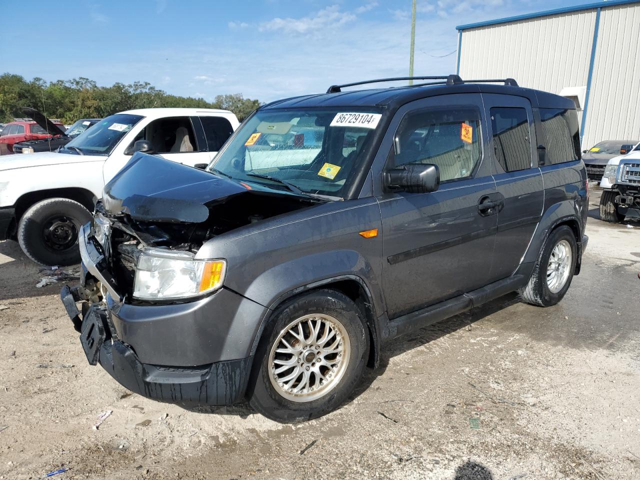 HONDA ELEMENT LX 2011