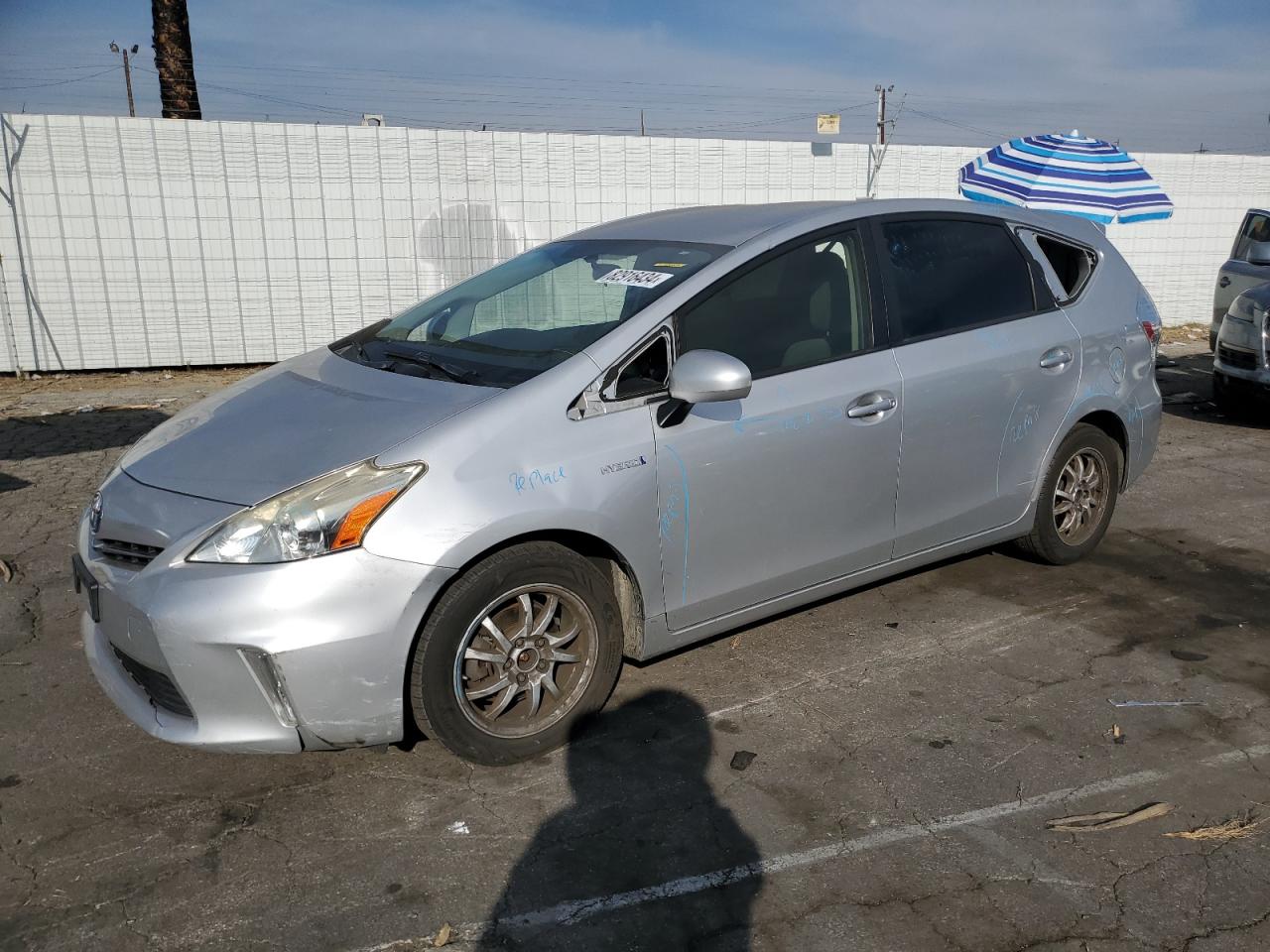 TOYOTA PRIUS V 2014
