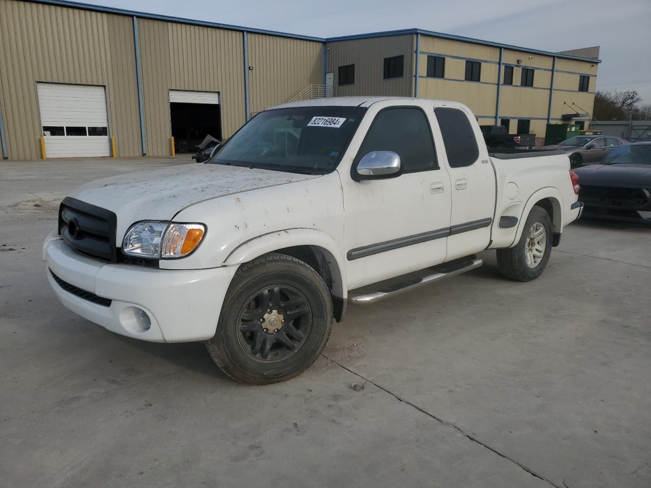 TOYOTA TUNDRA ACC 2004
