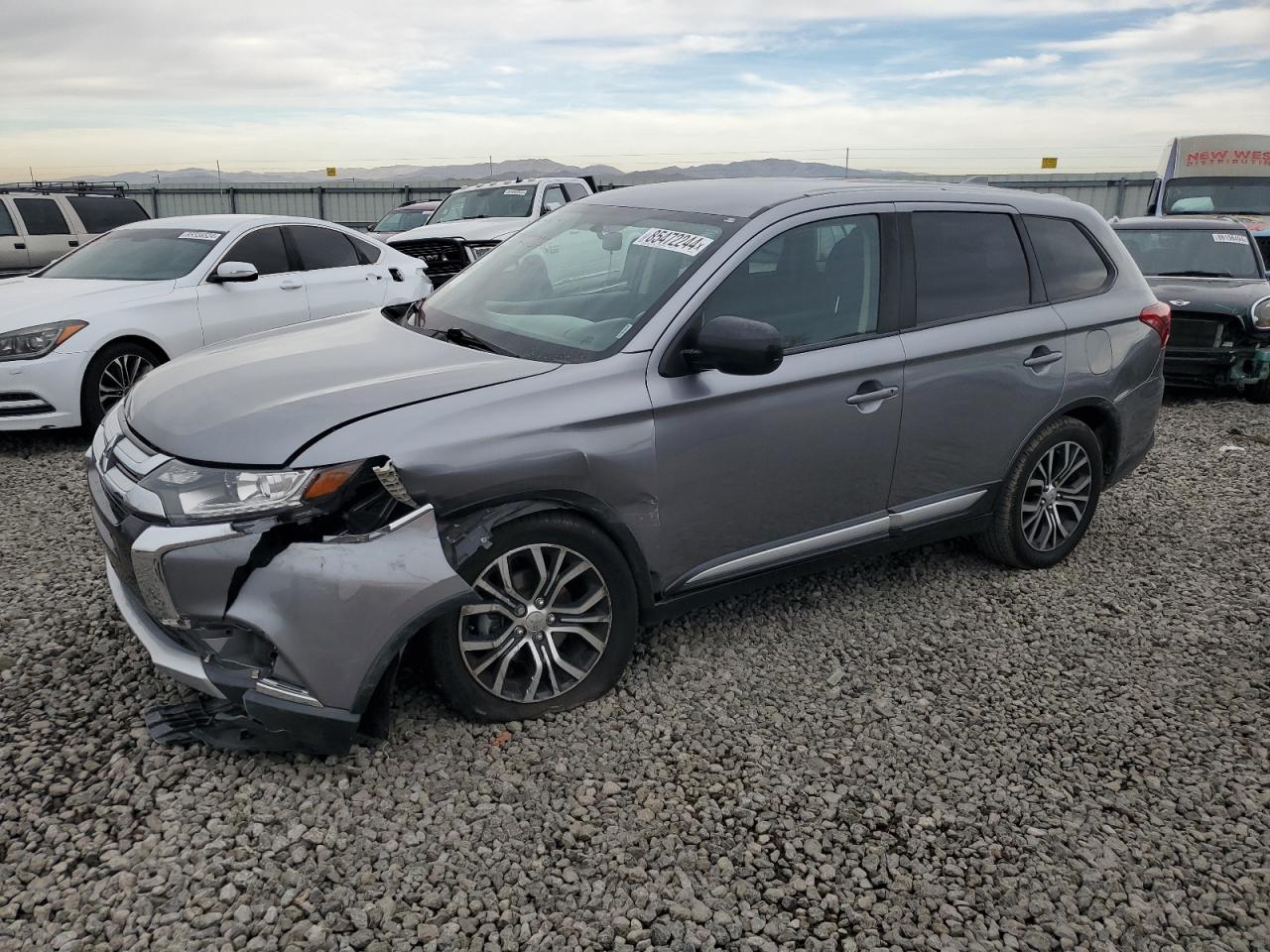 MITSUBISHI OUTLANDER 2018