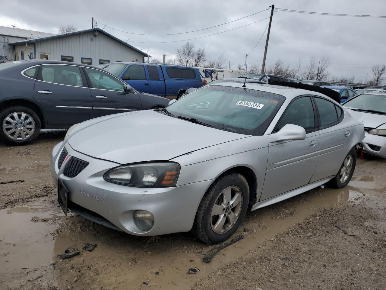 PONTIAC GRAND PRIX 2005