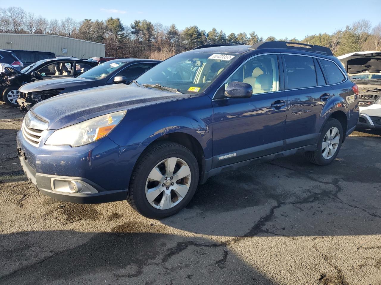 SUBARU OUTBACK 2. 2011