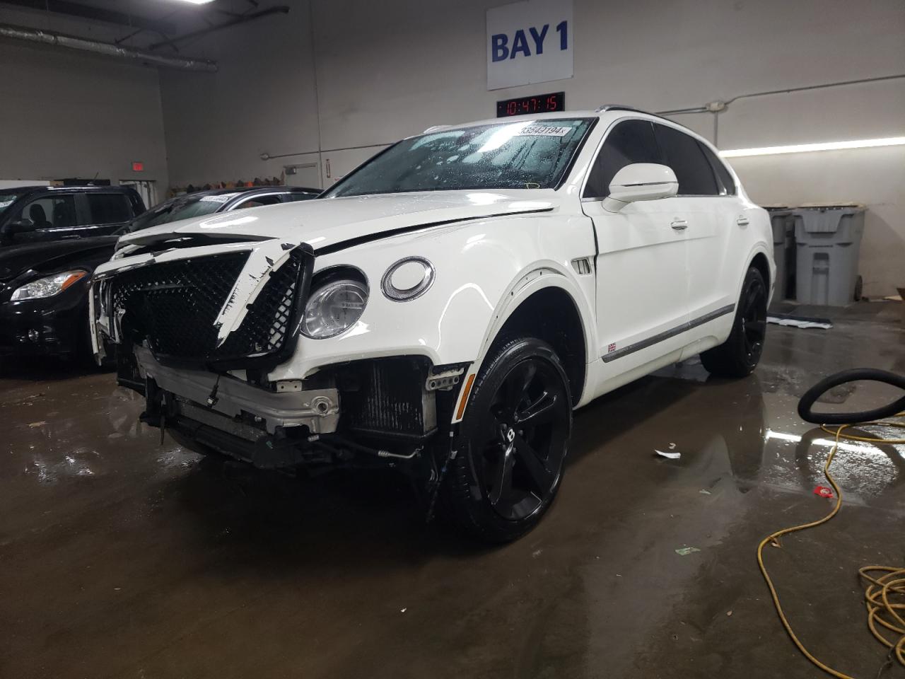 BENTLEY BENTAYGA 2017