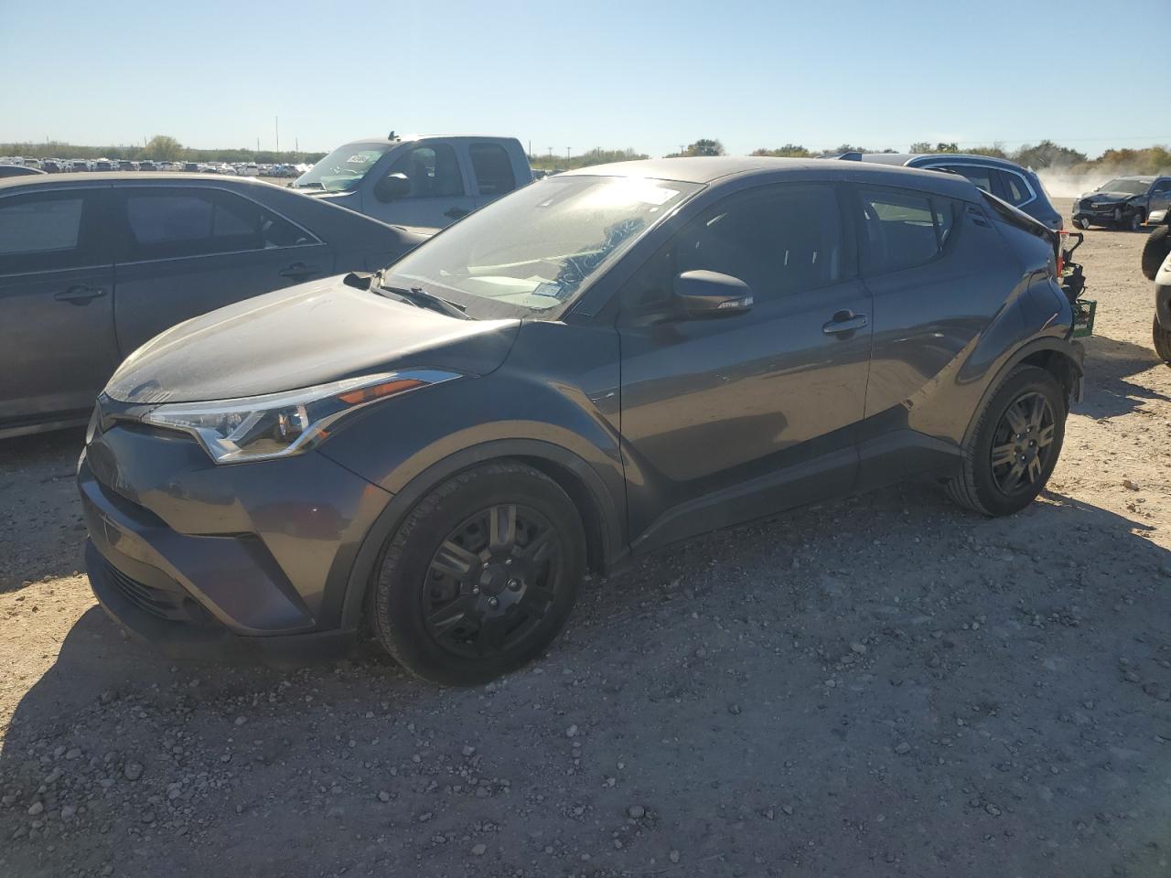 TOYOTA C-HR XLE 2019