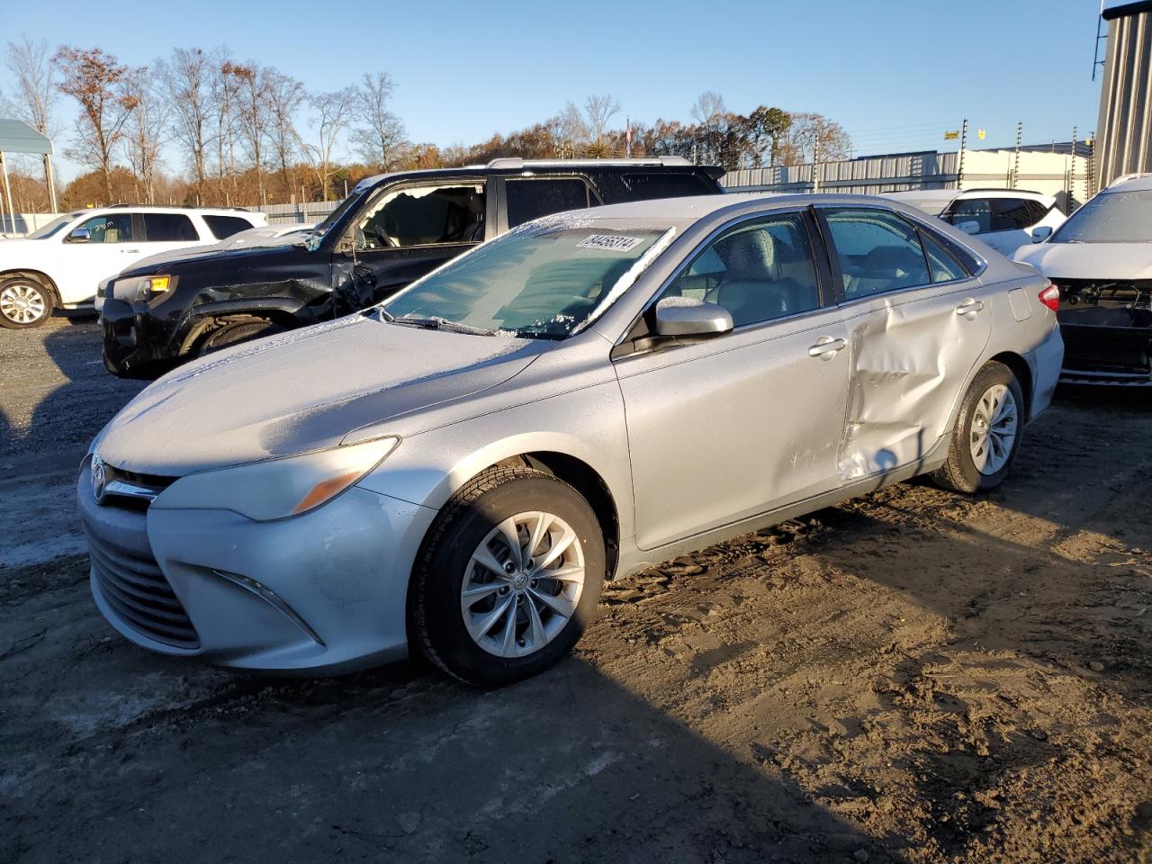 TOYOTA CAMRY LE 2016