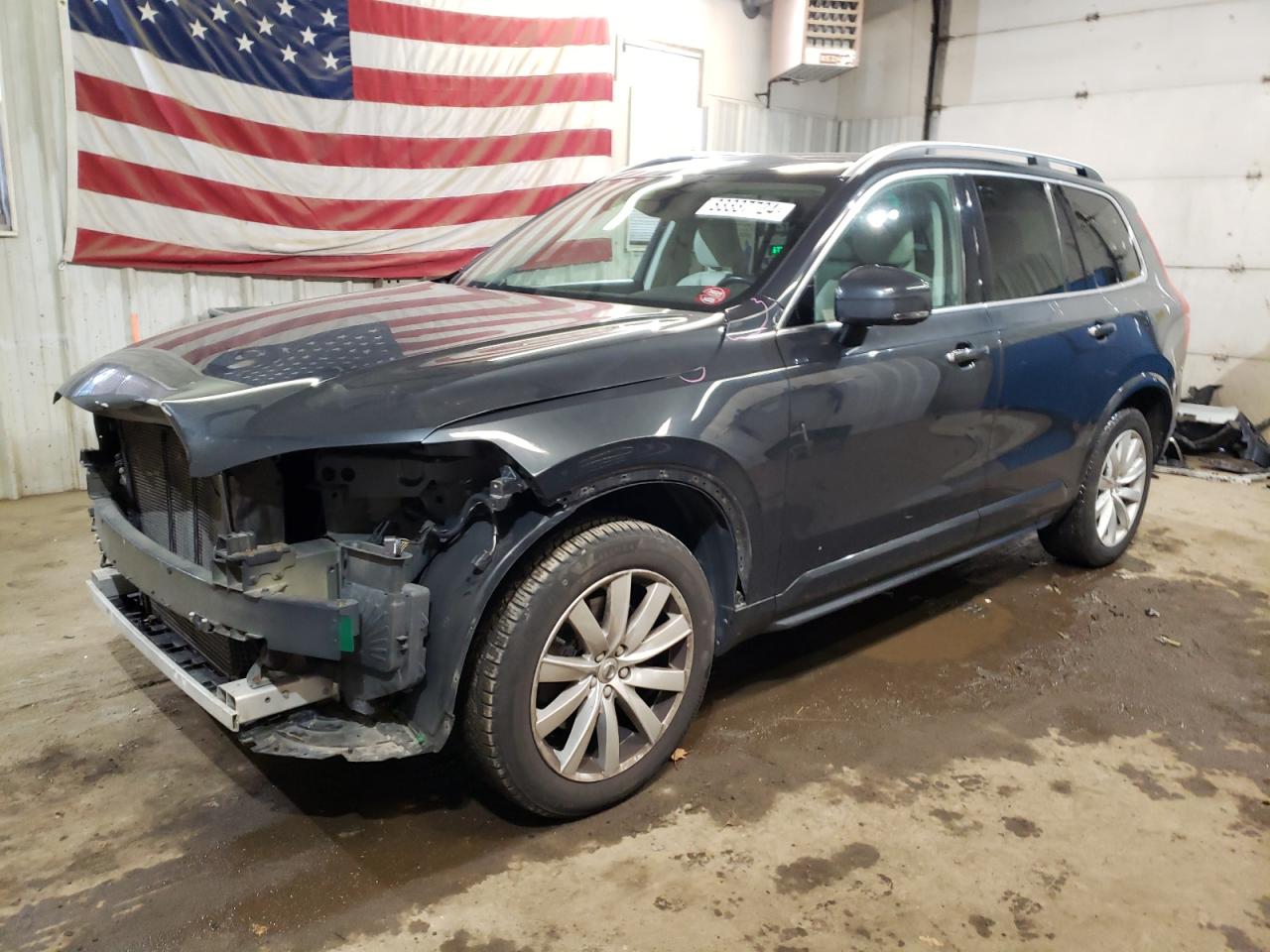 VOLVO XC90 T6 2016