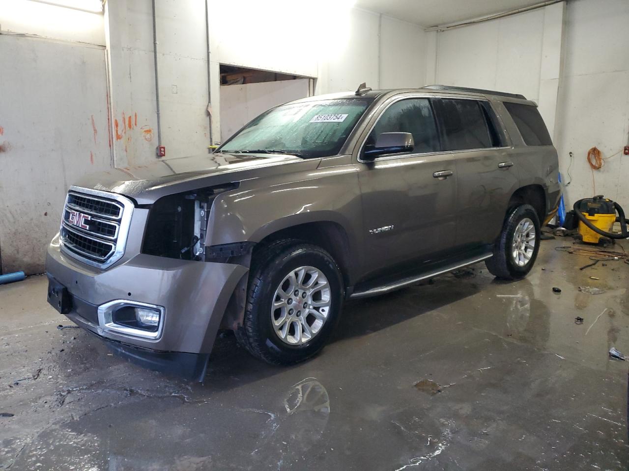 GMC YUKON SLT 2016