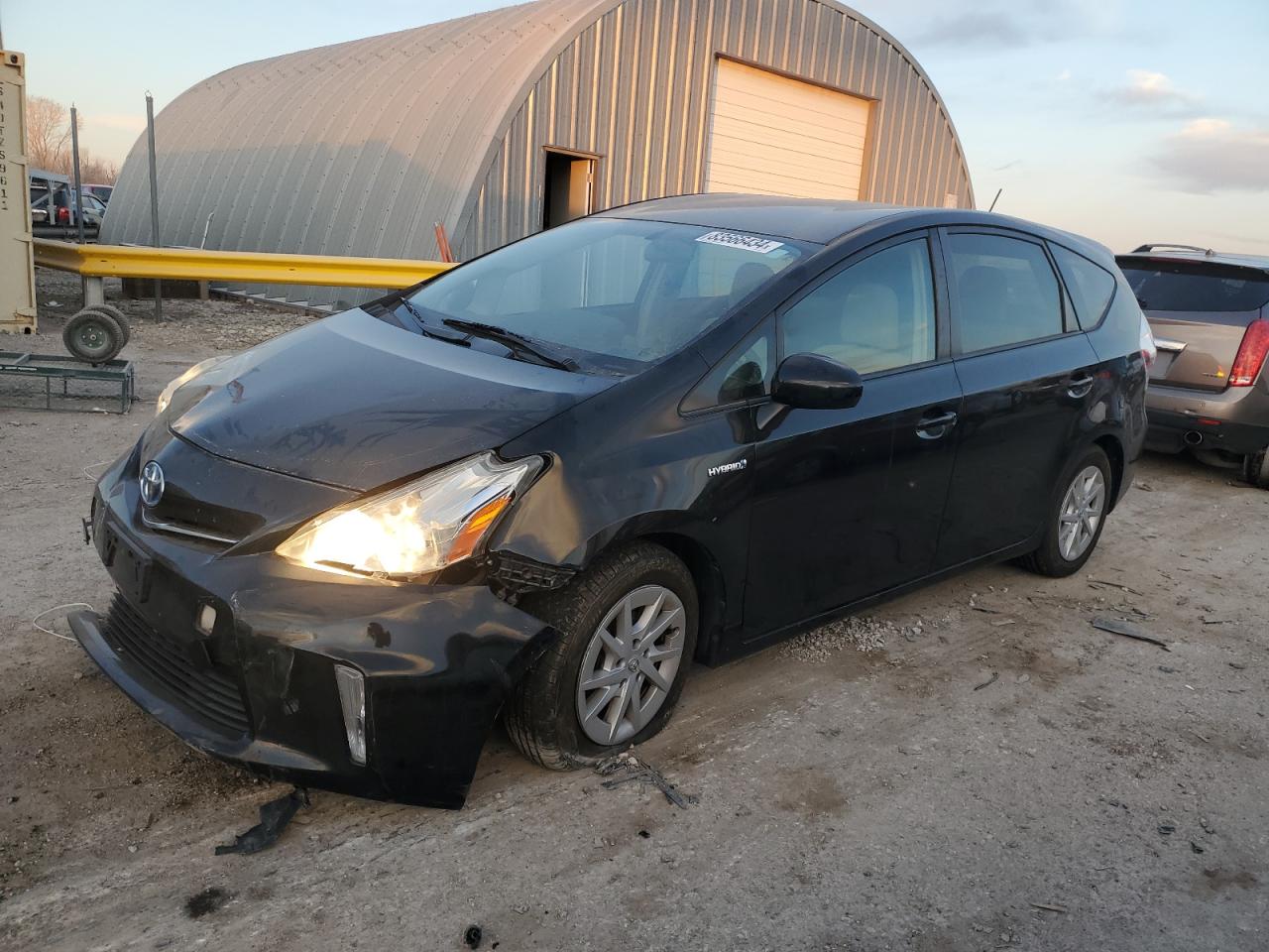 TOYOTA PRIUS V 2012