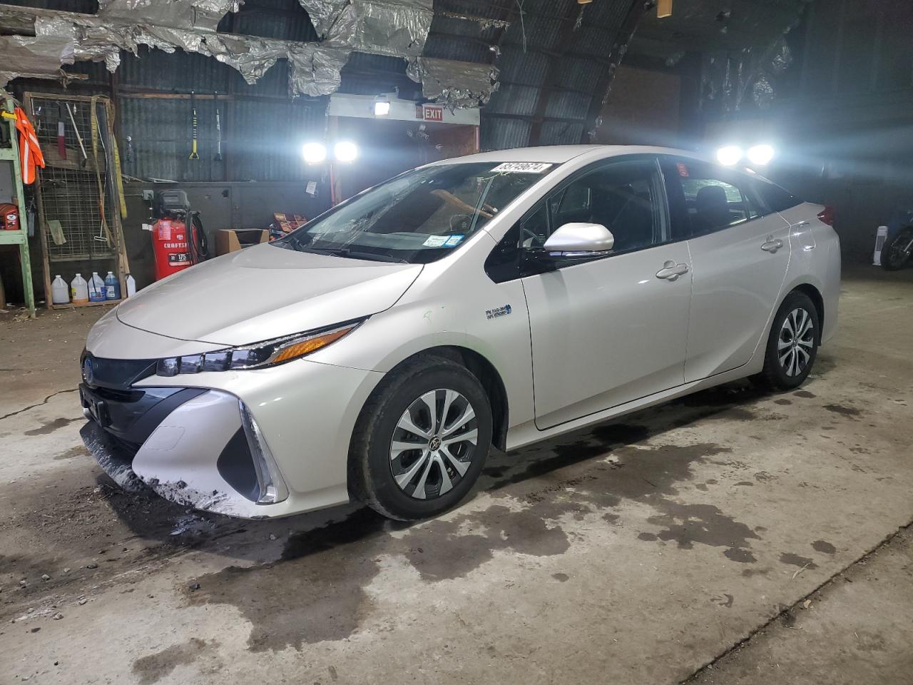 TOYOTA PRIUS PRIM 2020
